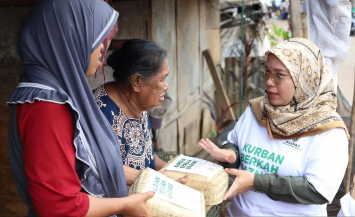 Baznas RI Salurkan Daging Kurban 1446 H dari Balai Ternak Cimande ke Bantargebang